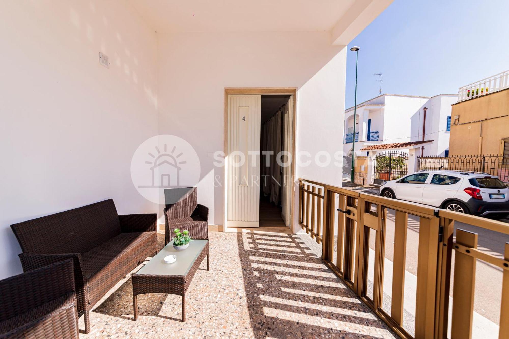 Hotel Lory'S House Porto Cesareo Exterior foto