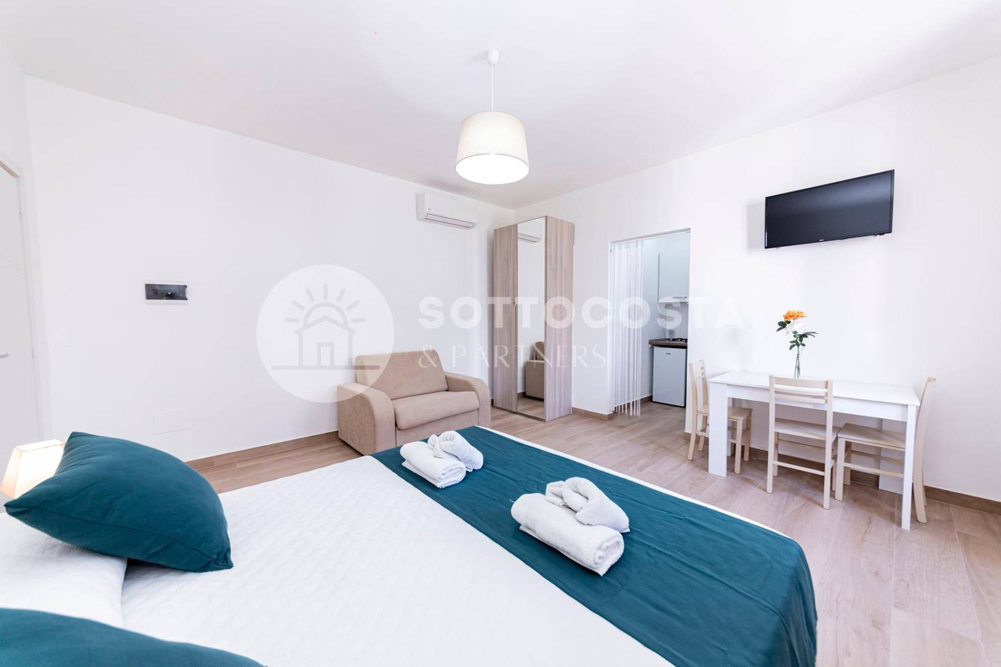 Hotel Lory'S House Porto Cesareo Exterior foto