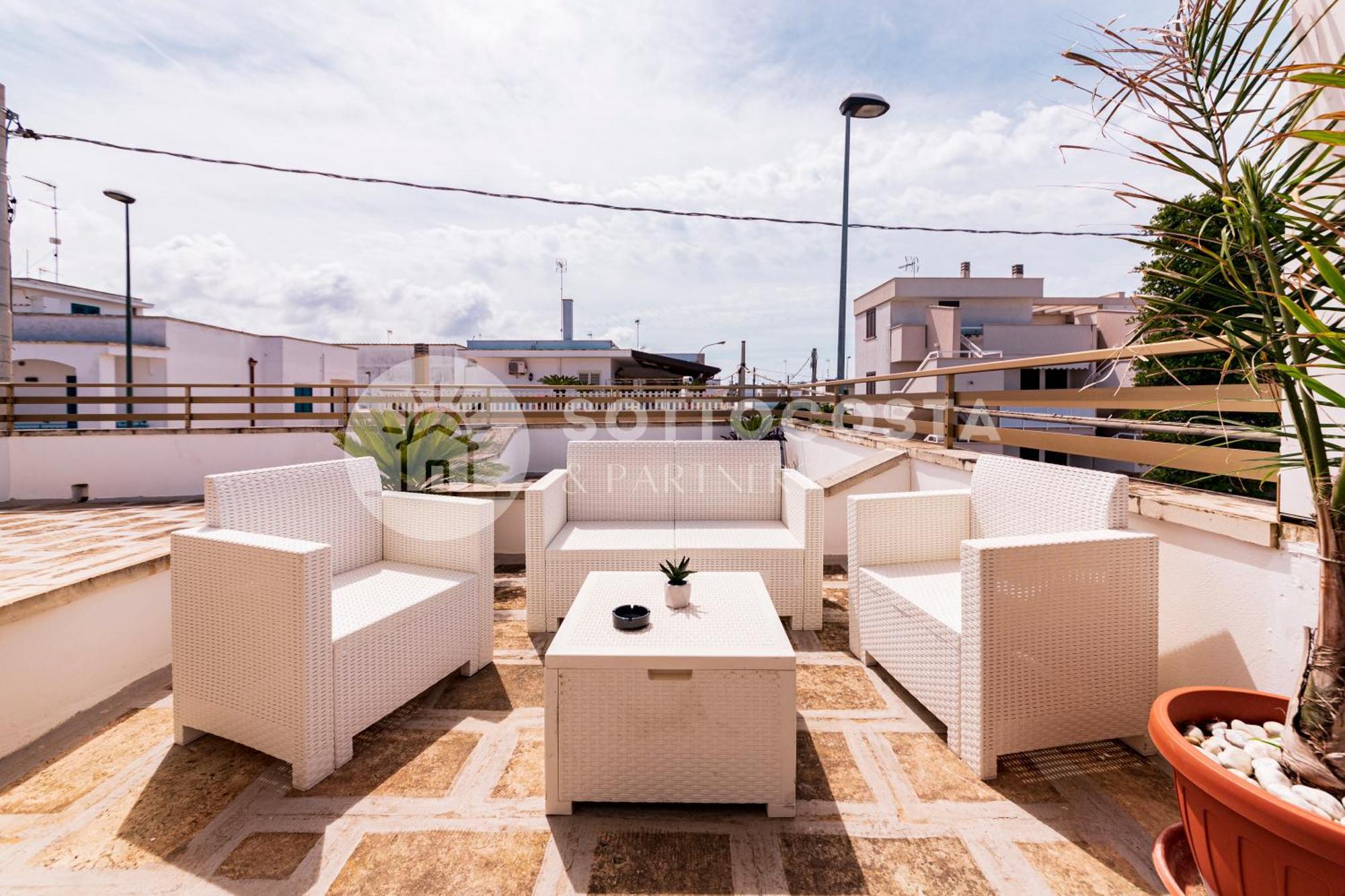 Hotel Lory'S House Porto Cesareo Exterior foto