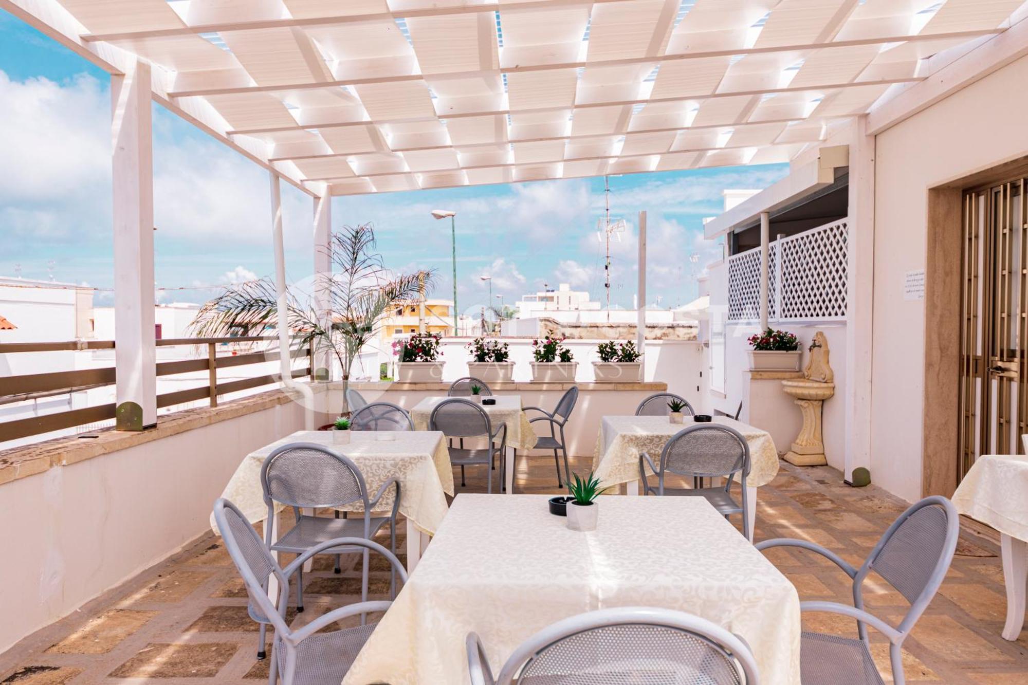 Hotel Lory'S House Porto Cesareo Exterior foto